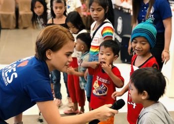 SM employees share blessings