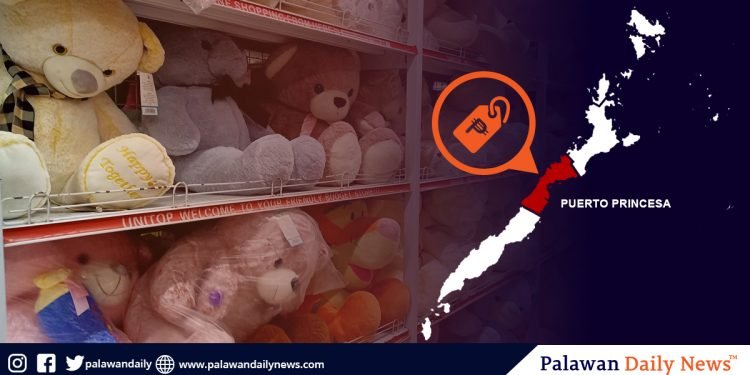 Suspect of ‘price-tag-swapping’ of life-size teddy bear to settle 10x charge from original price