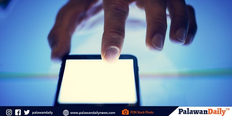 5 smartphones, natangay ng kawatan mula sa kilalang tindahan sa Narra