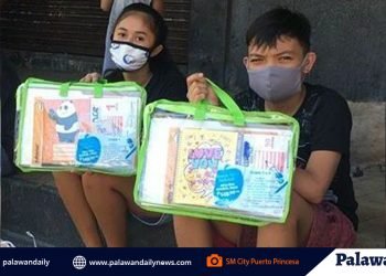 SM Stationery donates school supplies to children