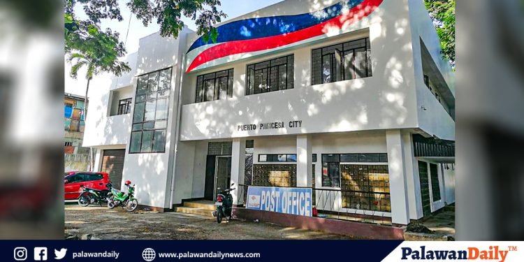 Mga sulat at padala sa post office ng Puerto Princesa, naipon na