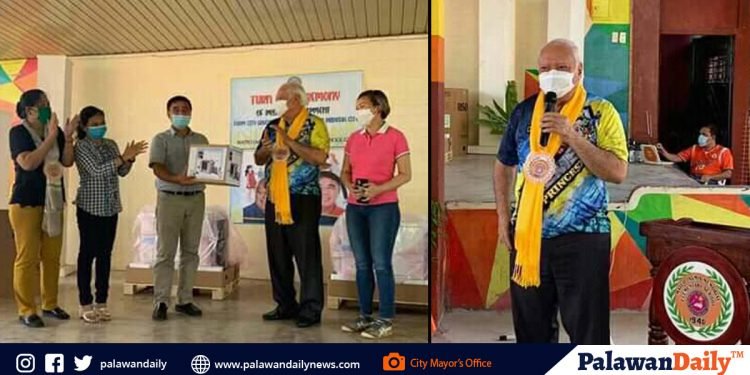 City Government turns over equipment and supplies to DepEd
