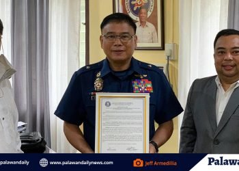 Former Palawan Coast Guard Chief receives commendation from local Business Chambers