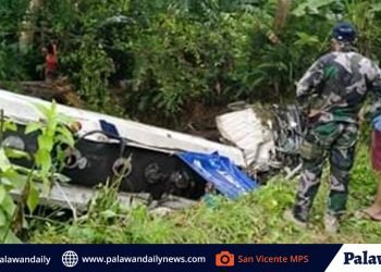 Oil tanker ng Petron, tumaob sa San Vicente