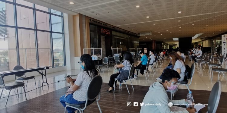 Challenges in reaching herd immunity in the city