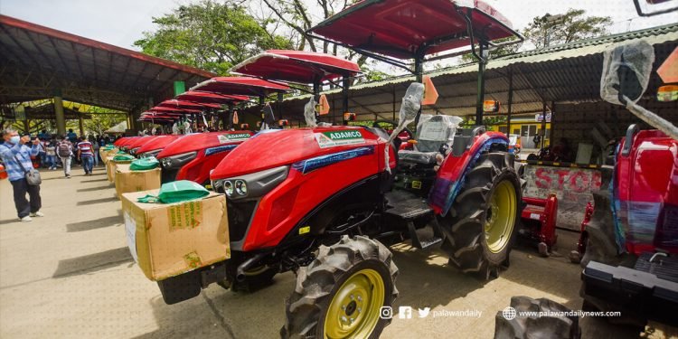 Palawan receives over P95-M farm machineries from DA-RCEF