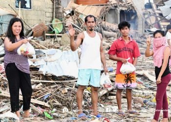 Volleyball players set and spike volunteerism drive for Roxas folks