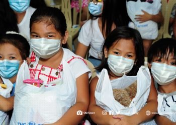 SHARE YOUR EXTRAS AT THE SM STORE