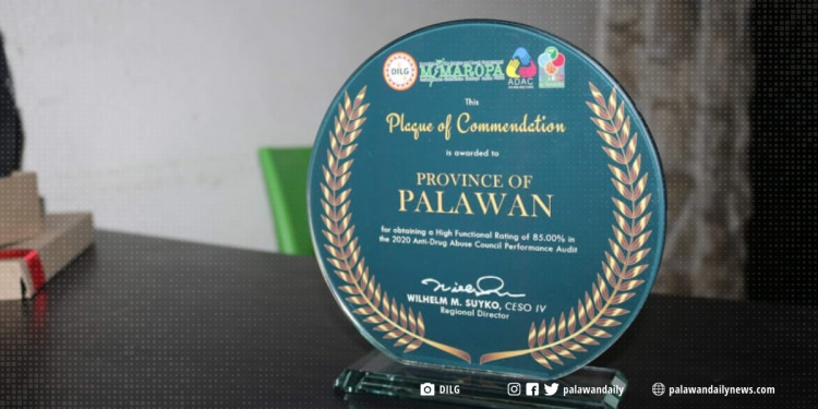 Palawan receives DILG plaque for commendation on fight against illegal drugs