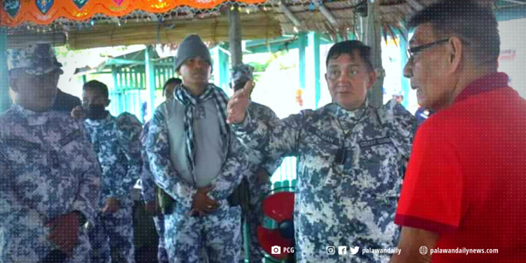Commander ng CGD Palawan, nagsagawa ng inspeksyon at pagpapailaw sa Balabac Station