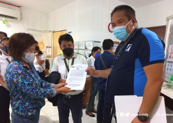 SSS VP visits several offices in Puerto Princesa for compliance reminders