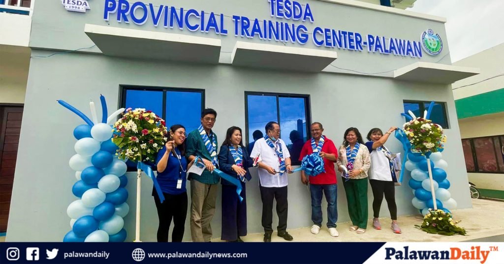 Roxas, Palawan - The Technical Education and Skills Development Authority (TESDA) Director General Secretary, Danilo P. Cruz, arrived in Palawan today, May 30, to grace the blessing and inauguration of the newly constructed TESDA Provincial Training Center - Palawan.