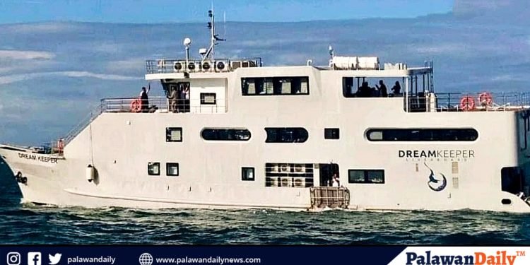 4 nawawala, 28 nailigtas matapos lumubog ang isang yate sa Tubbataha, Palawan