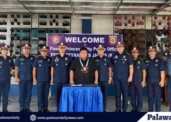 Tatlong police sa PPCPO, tumanggap ng medalya para sa matagumpay na pagkakahuli sa isang ‘wanted’