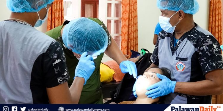 Dental outreach program sa pamamagitan ng lokal na pamahalaan, isinagawa sa Port Barton