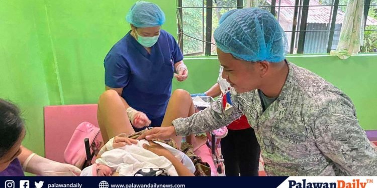 Babae, nanganak habang nagsasagawa ng aktibidad ang PAF