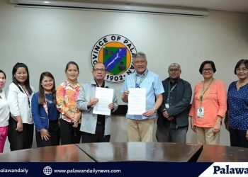 Gov. Socrates and PSU President Docto sign MOU for cooperative development