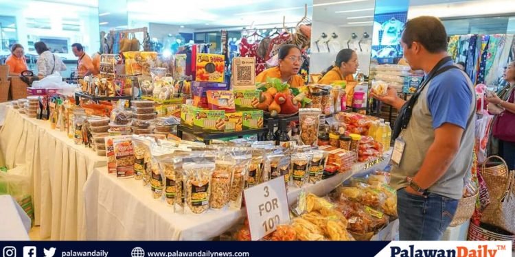 Palawan cooperatives thrive at Tripartite Conference Trade Fair