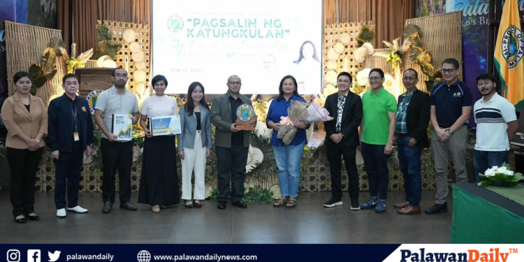 Hiraya Y Obra at disenyo ng Brgy. Mandaragat, wagi sa Float Parade Competition- Open Category