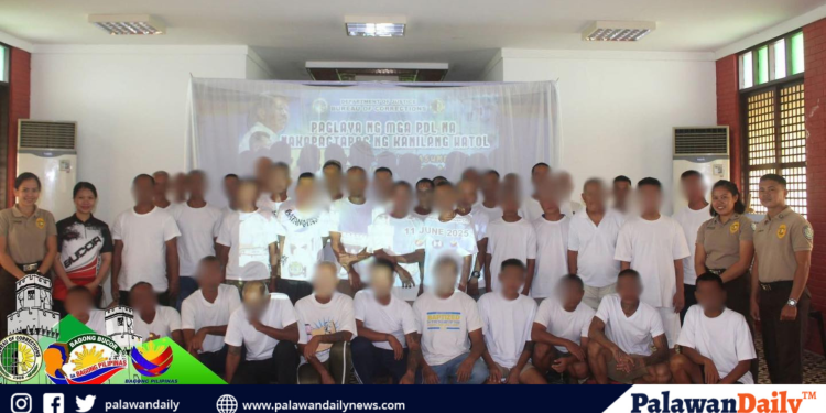 May trabaho pero walang diploma? ETEEAP ang sagot, ayon kay Marcos