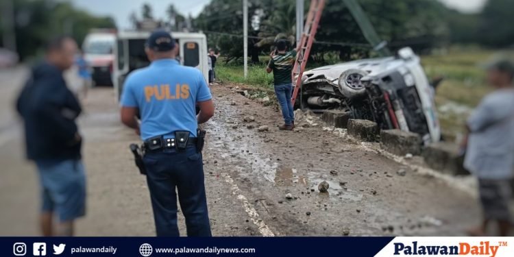 Pampasaherong van, nadisgrasya sa kahabaan ng Brgy. Aramaywan