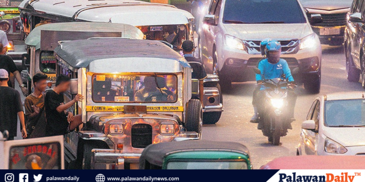 Why do commuters prefer motortaxis?